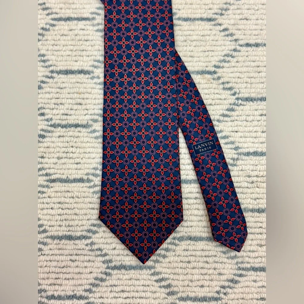 LANVIN Paris Men’s Silk Necktie Navy BlueRed Geometric Floral Pattern France